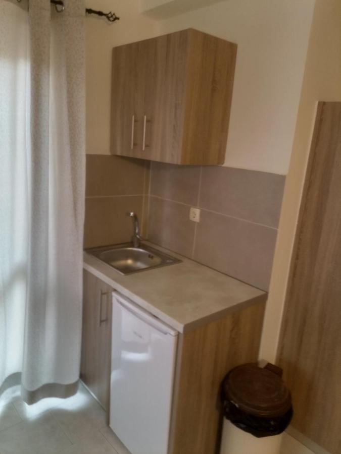 Romantza Studio'S Nea Kydonia (Crete) ภายนอก รูปภาพ