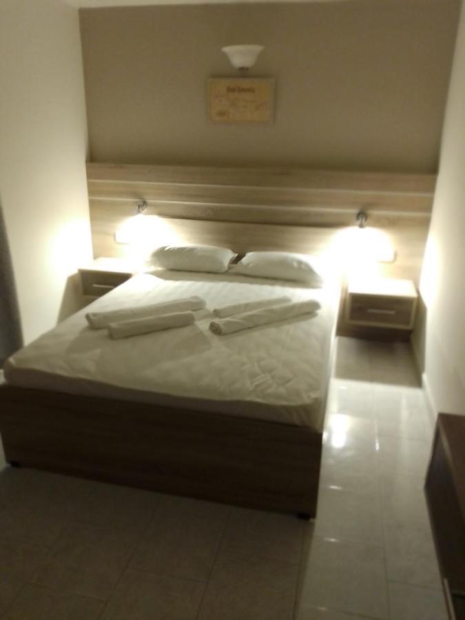 Romantza Studio'S Nea Kydonia (Crete) ภายนอก รูปภาพ